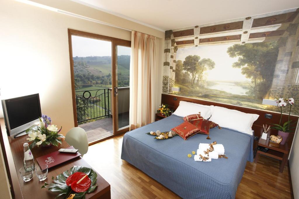 Hotel Il Monte Serravalle Luaran gambar